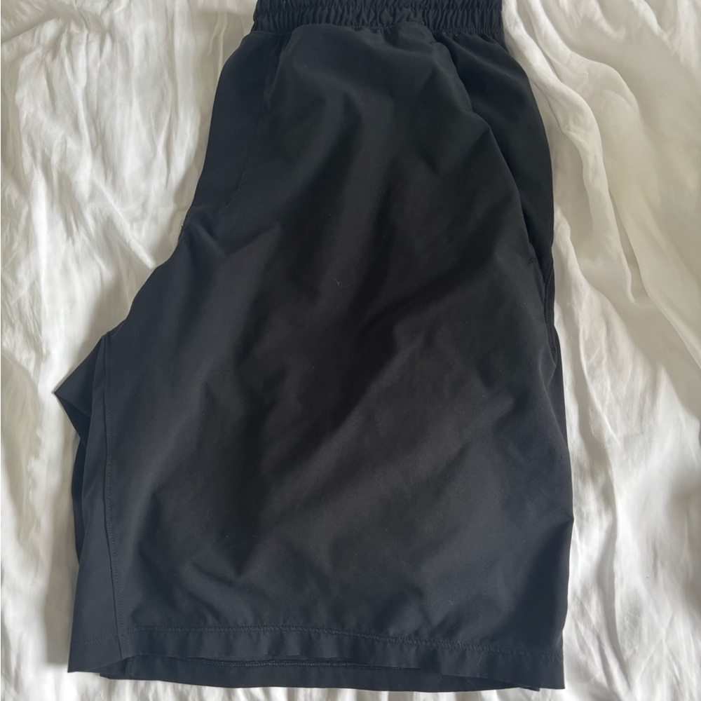 lululemon athletica Men's Athletic Shorts - Black